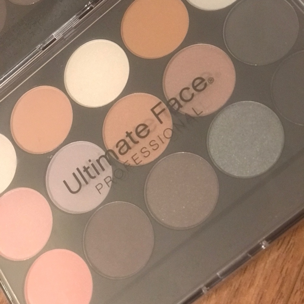 Ultimate Face Professional Eyeshadow Palette